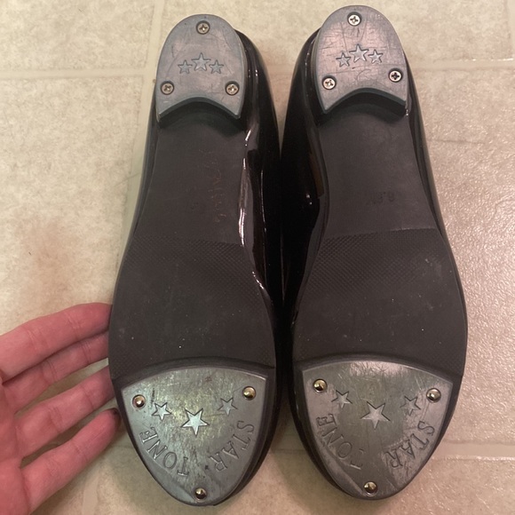Tap shoes size 6.5 - Picture 2 of 3